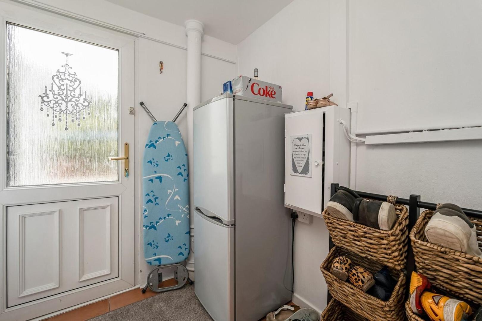 Centrally Situated 1 Bedroom House In Cumbernauld Kültér fotó